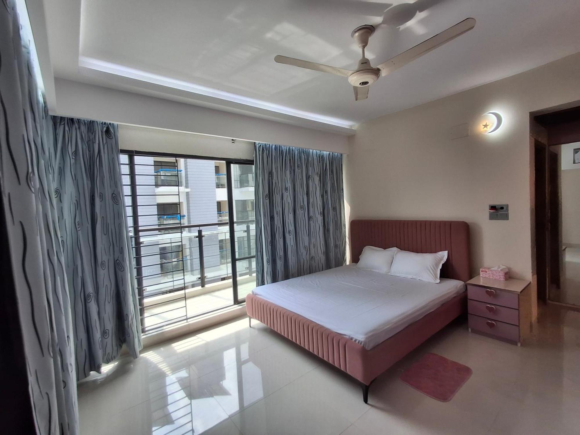 Elegant Secured Family Apartment With Open Space Daca Exterior foto